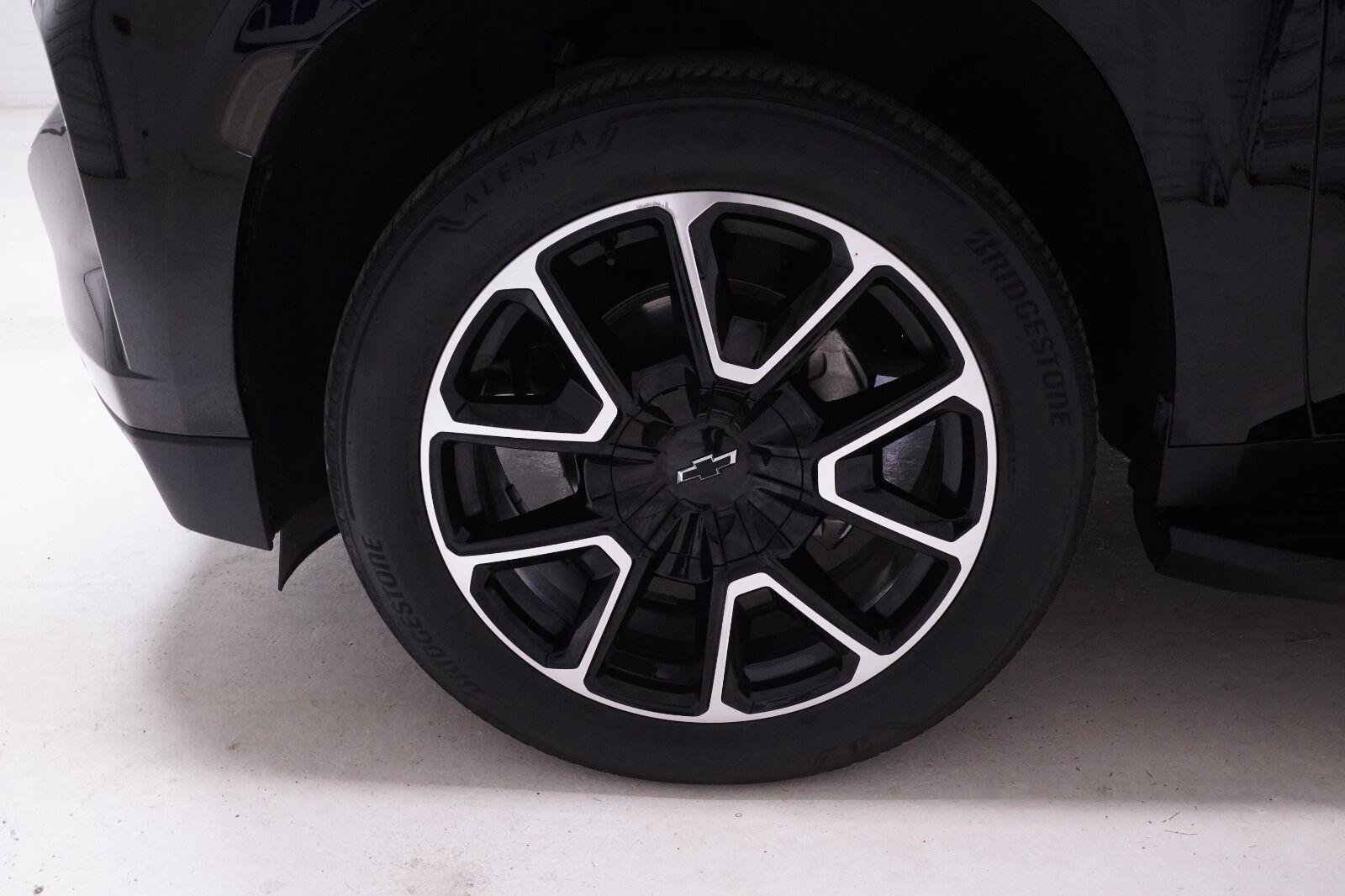Used 2023 Chevrolet Tahoe RST w/ Sport Performance Package AWD/4WD image 42