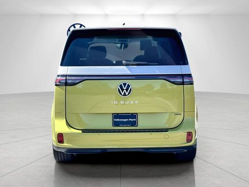 New 2025 Volkswagen ID. Buzz 1st Edition image 4