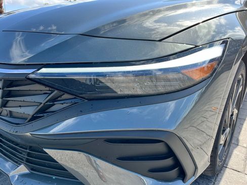 New 2026 Hyundai Elantra Sport FWD image 13