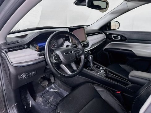Certified 2022 Jeep Compass Limited AWD/4WD image 16