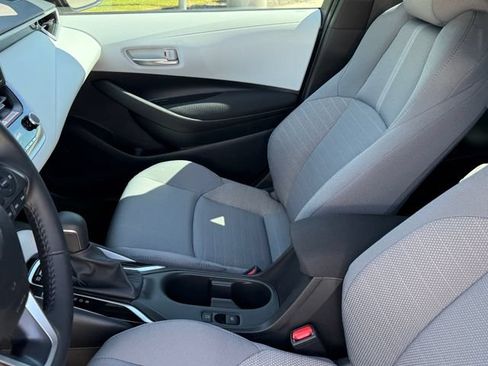 Used 2026 Toyota Corolla SE FWD image 14
