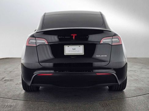 Used 2022 Tesla Model Y Performance AWD/4WD image 4
