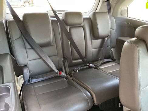 Used 2014 Honda Odyssey Touring Elite image 44