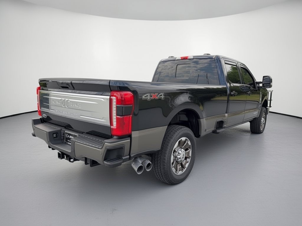 Used 2023 Ford F250 King Ranch AWD/4WD image 9