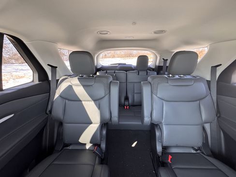 New 2026 Ford Explorer Active w/ Active Comfort Package image 20