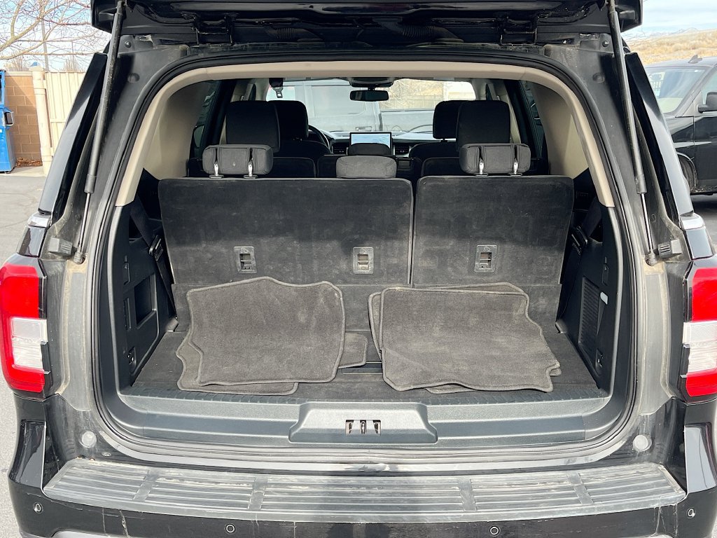 Used 2024 Ford Expedition XLT AWD/4WD image 26
