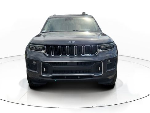 Used 2022 Jeep Grand Cherokee L Overland RWD image 2