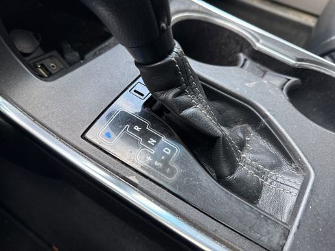 Used 2016 Toyota Camry SE image 22