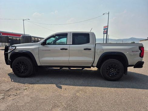 Used 2026 Chevrolet Colorado Trail Boss AWD/4WD image 8
