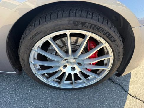 Used 2016 Maserati Quattroporte S RWD image 37