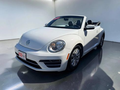 Used 2018 Volkswagen Beetle 2.0T Coast FWD image 7