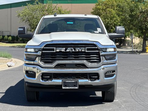 New 2026 RAM 2500 Tradesman w/ Chrome Appearance Group AWD/4WD image 8