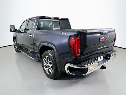 Used 2024 GMC Sierra 1500 SLT w/ SLT Premium Plus Package AWD/4WD image 7