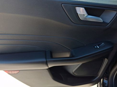 Used 2025 Ford Escape ST-Line image 19