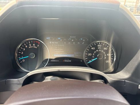 Used 2019 Ford F150 Lariat w/ Equipment Group 502A Luxury AWD/4WD image 21