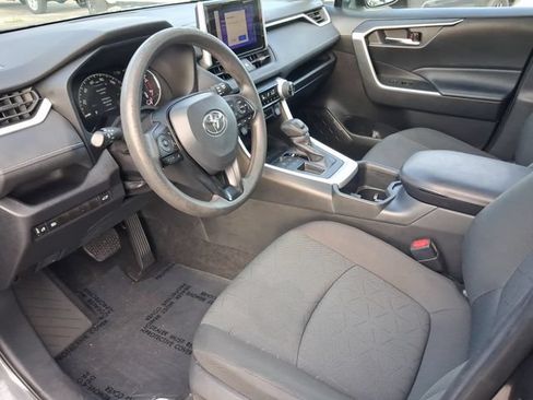 Used 2024 Toyota RAV4 XLE w/ Convenience Package FWD image 11