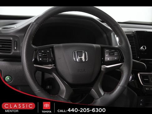 Used 2024 Honda Ridgeline Black Edition image 7