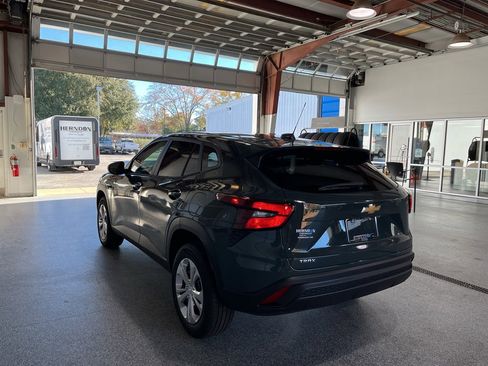 New 2026 Chevrolet Trax LS image 5