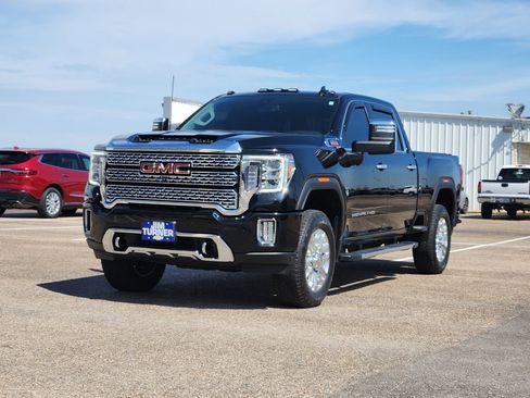 Used 2022 GMC Sierra 2500 Denali AWD/4WD image 3