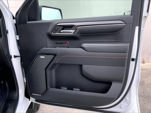 Used 2023 GMC Sierra 1500 AT4 w/ AT4 Premium Package AWD/4WD image 28