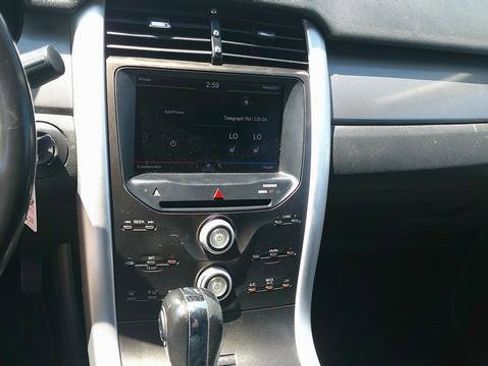 Used 2013 Ford Edge SEL FWD image 7