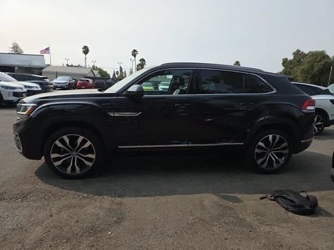 Used 2023 Volkswagen Atlas Cross Sport SEL Premium R-Line AWD/4WD image 8