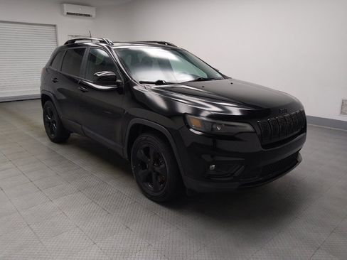 Used 2020 Jeep Cherokee Latitude Plus AWD/4WD image 11