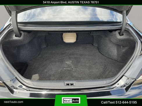 Used 2011 Toyota Avalon Limited FWD image 33