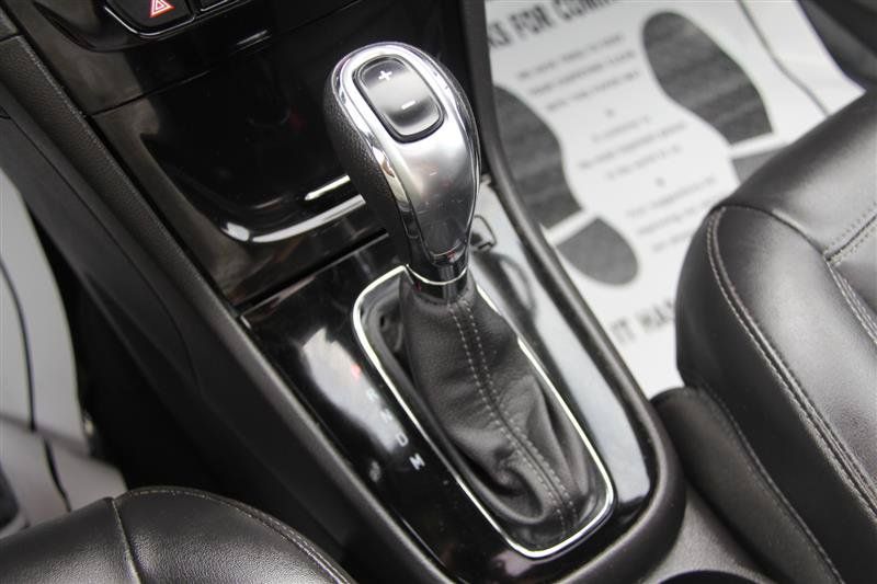 Used 2019 Buick Encore Essence AWD/4WD image 34