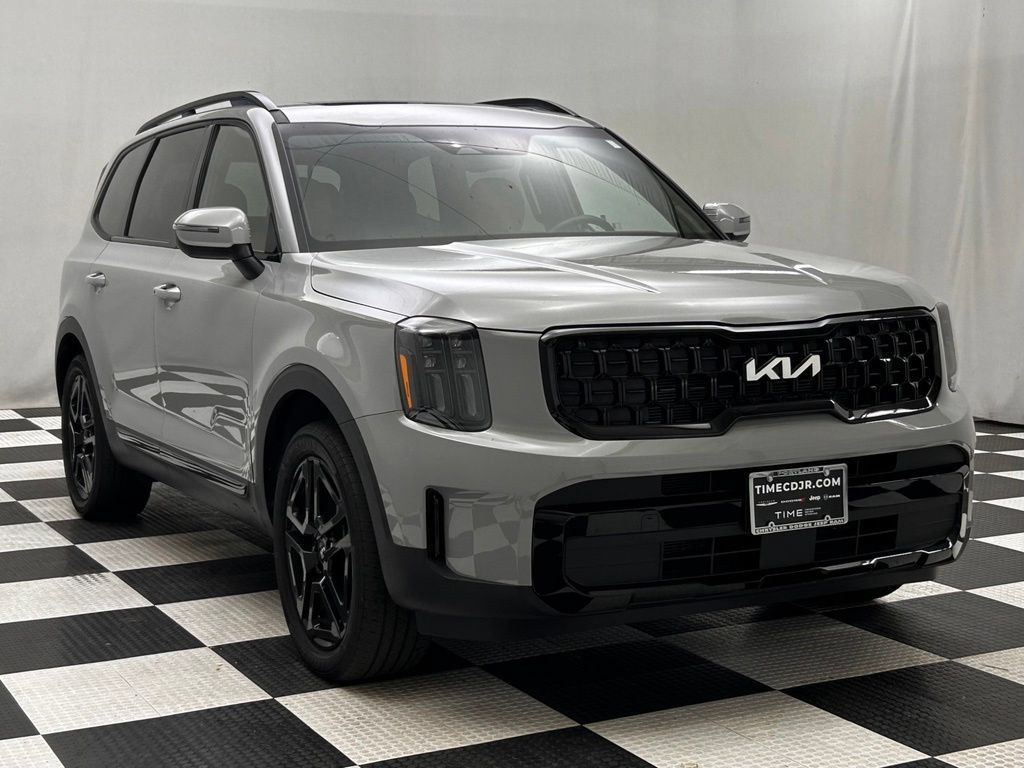 Used 2024 Kia Telluride EX X-Line AWD/4WD image 2