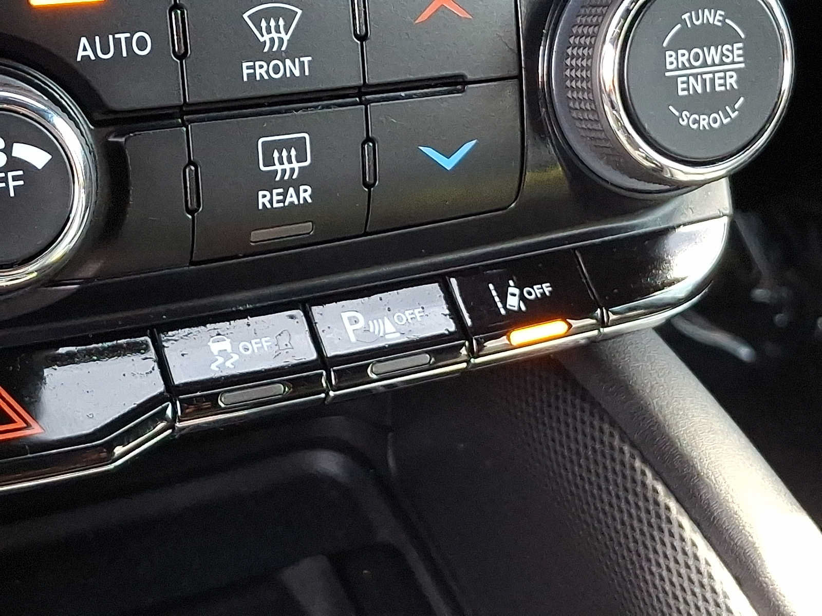 Used 2022 Dodge Durango R/T AWD/4WD image 26