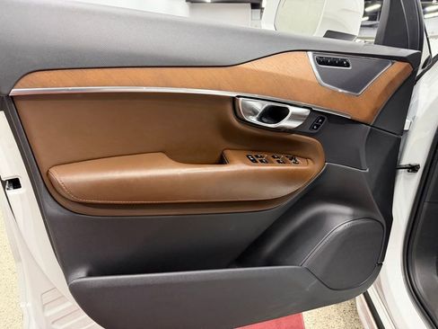 Used 2018 Volvo XC90 T6 Inscription w/ Convenience Package AWD/4WD image 15