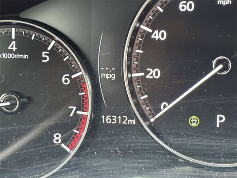 Used 2024 MAZDA CX-30 Carbon image 12