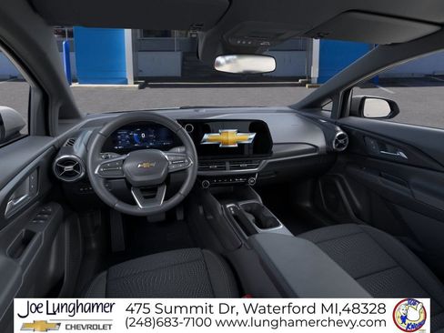 New 2026 Chevrolet Equinox EV LT image 15