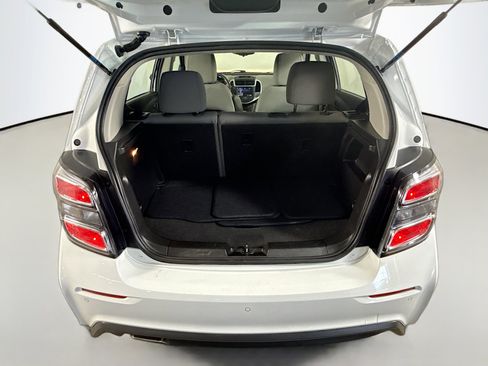 Used 2020 Chevrolet Sonic LT image 35
