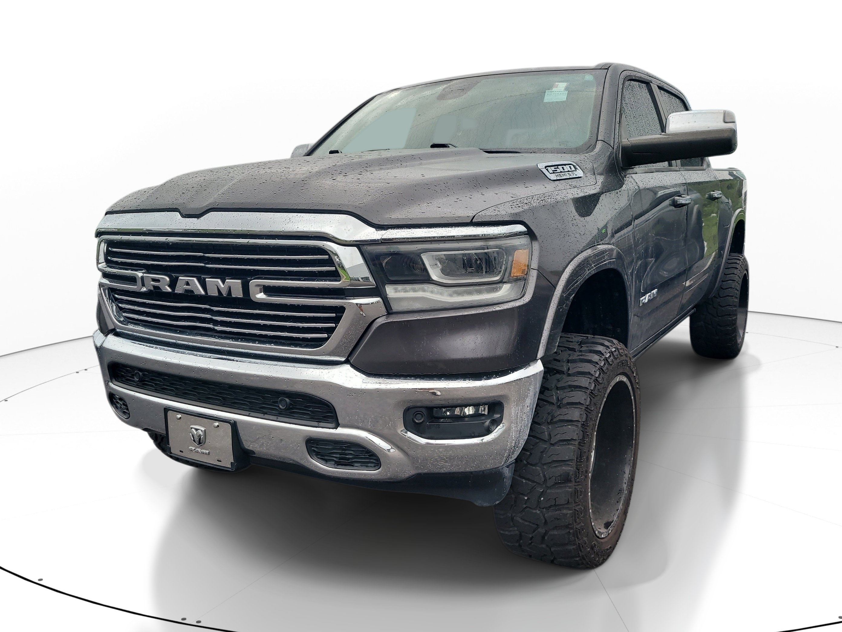 Used 2020 RAM 1500 Laramie RWD image 3