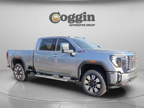 New 2025 GMC Sierra 2500 Denali w/ Denali Reserve Package image 7