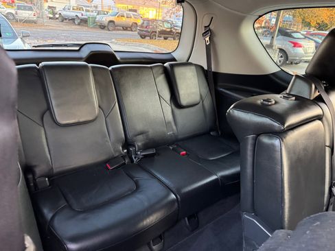 Used 2018 Nissan Armada SL w/ Premium Package image 17