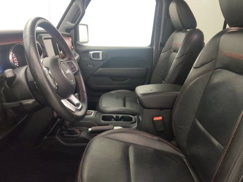 Used 2018 Jeep Wrangler Unlimited Rubicon w/ Safety Group AWD/4WD image 17