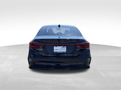 Certified 2023 Kia Forte LXS FWD image 8