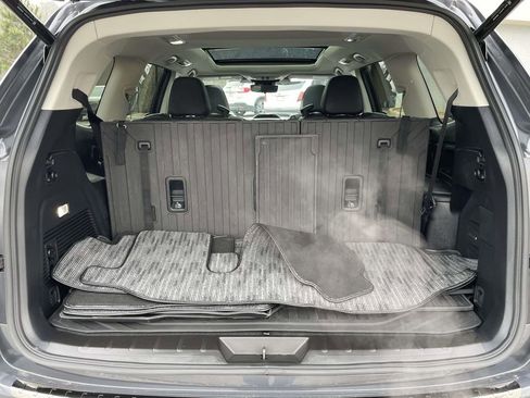 Certified 2025 Subaru Ascent Bronze Edition w/ Onyx Package image 10