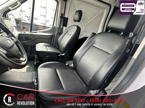 Used 2022 Ford Transit 250 148 High Roof AWD image 24