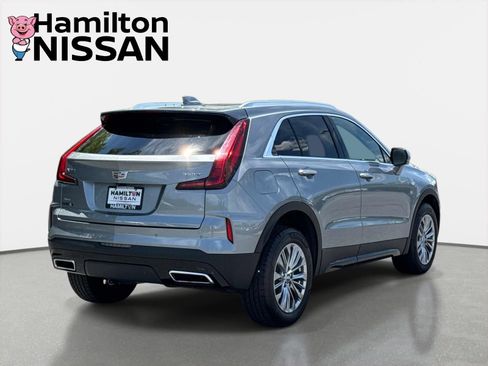 Used 2024 Cadillac XT4 Premium Luxury AWD/4WD image 2