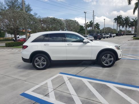 Used 2022 Mercedes-Benz GLC 300 image 11