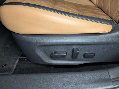 Used 2022 Nissan Sentra SV w/ SV Premium Package image 35