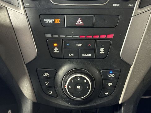 Used 2016 Hyundai Santa Fe Sport image 19