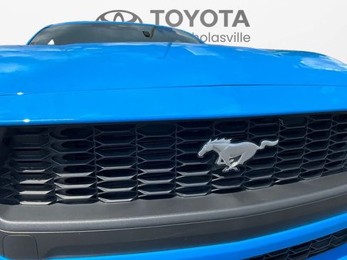 Used 2024 Ford Mustang Premium RWD image 9