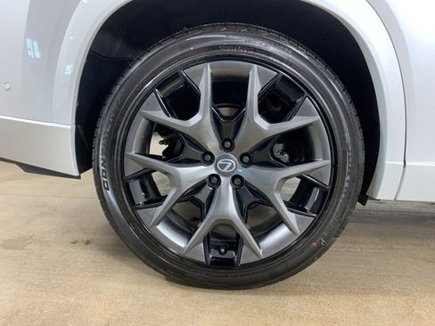 Used 2026 Lexus TX 500h AWD w/ Technology Package image 43