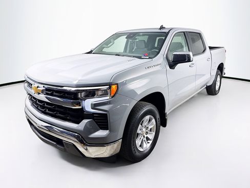 Used 2024 Chevrolet Silverado 1500 LT w/ Protection Package image 4