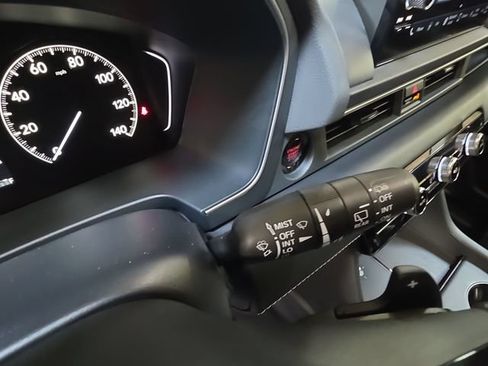 Used 2024 Honda Pilot EX-L image 32